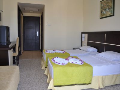 La Perla Resort & Hotel เบลดิบี ภายนอก รูปภาพ